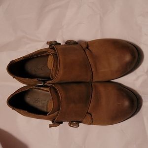 B.O.C. brown leatherather booties
